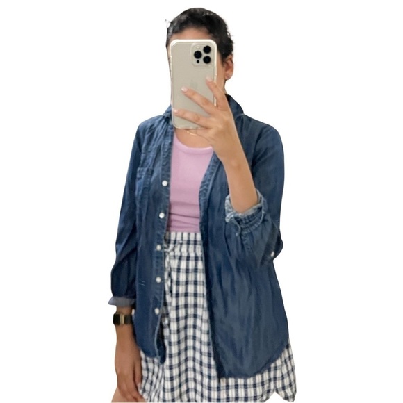 SOFT JOIE Blue Button Down Chambray Long Sleeve Top Sz Medium - Picture 4 of 5